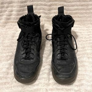 SF Air Force 1 MID - Black / Size 10 US